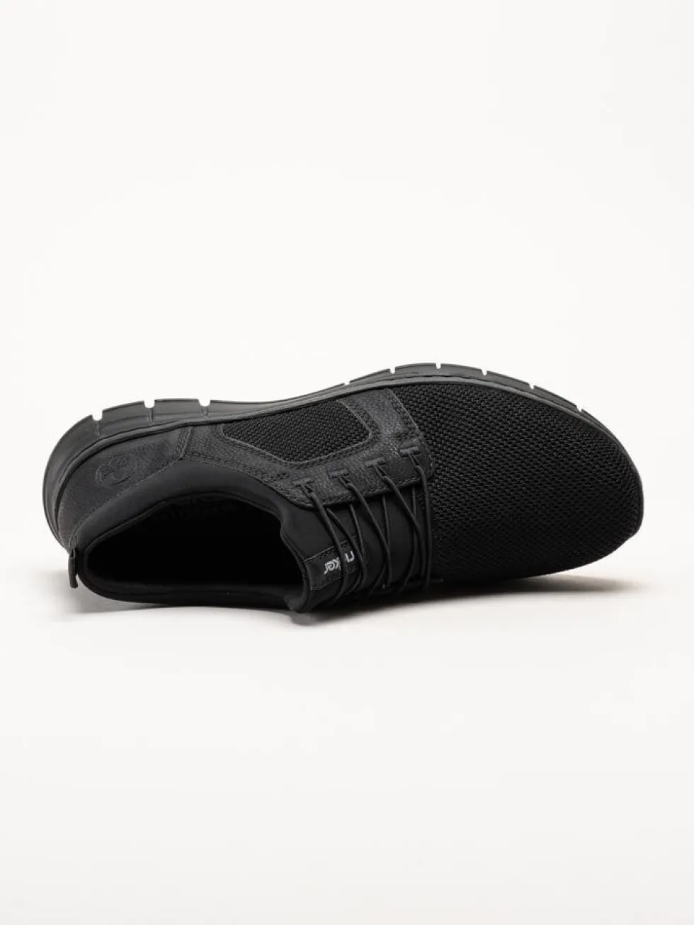 Rieker - Svarta slip on sneakers