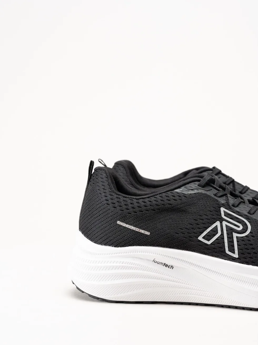 Rieker - Svarta sneakers i mesh