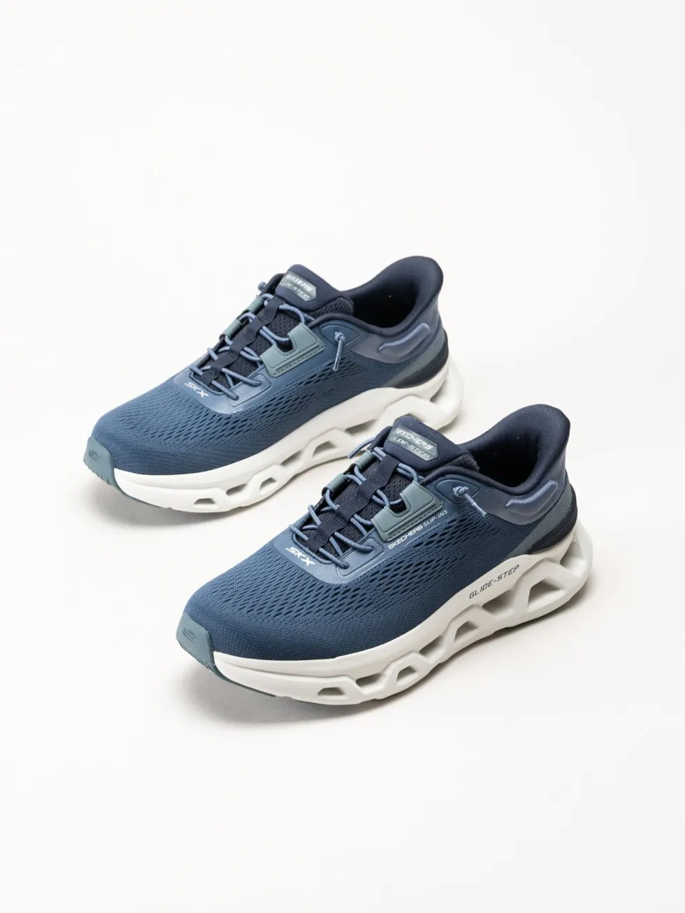 Skechers - Glide Step Altus - Marinblå sneakers i mesh