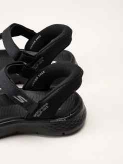 Skechers - Go Walk Flex Sandal - Svarta slip in sandaler