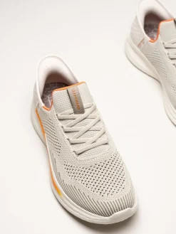 Skechers - Relaxed Fit - Beige slip-ins sneakers