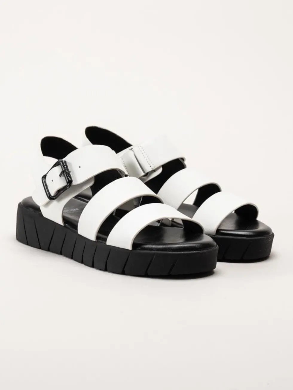 S.Oliver - Vita sandaler i skinnimitation