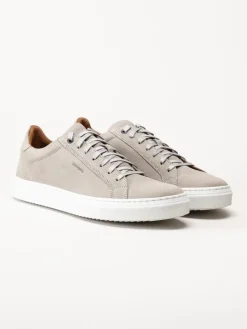 Strömberg - Arezzo - Ljusgrå sneakers i mocka