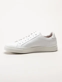 Strömberg - Arezzo - Vita sneakers i skinn