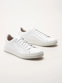 Strömberg - Arezzo - Vita sneakers i skinn