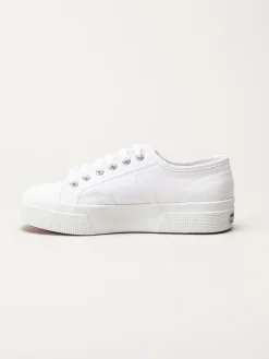 Superga - 2740 Platform - Vita platåsneakers i textil
