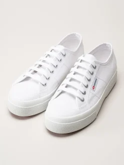 Superga - 2740 Platform - Vita platåsneakers i textil
