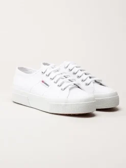 Superga - 2740 Platform - Vita platåsneakers i textil
