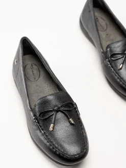 Tamaris Wide - Svarta loafers i skinn