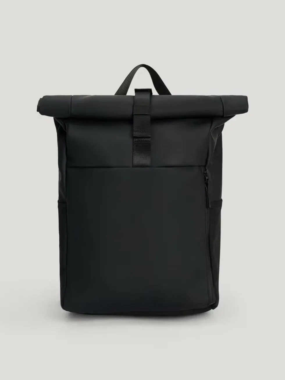 Tretorn - Wings Rolltop WP - Svart vattentålig ryggsäck i mjukt PU-material