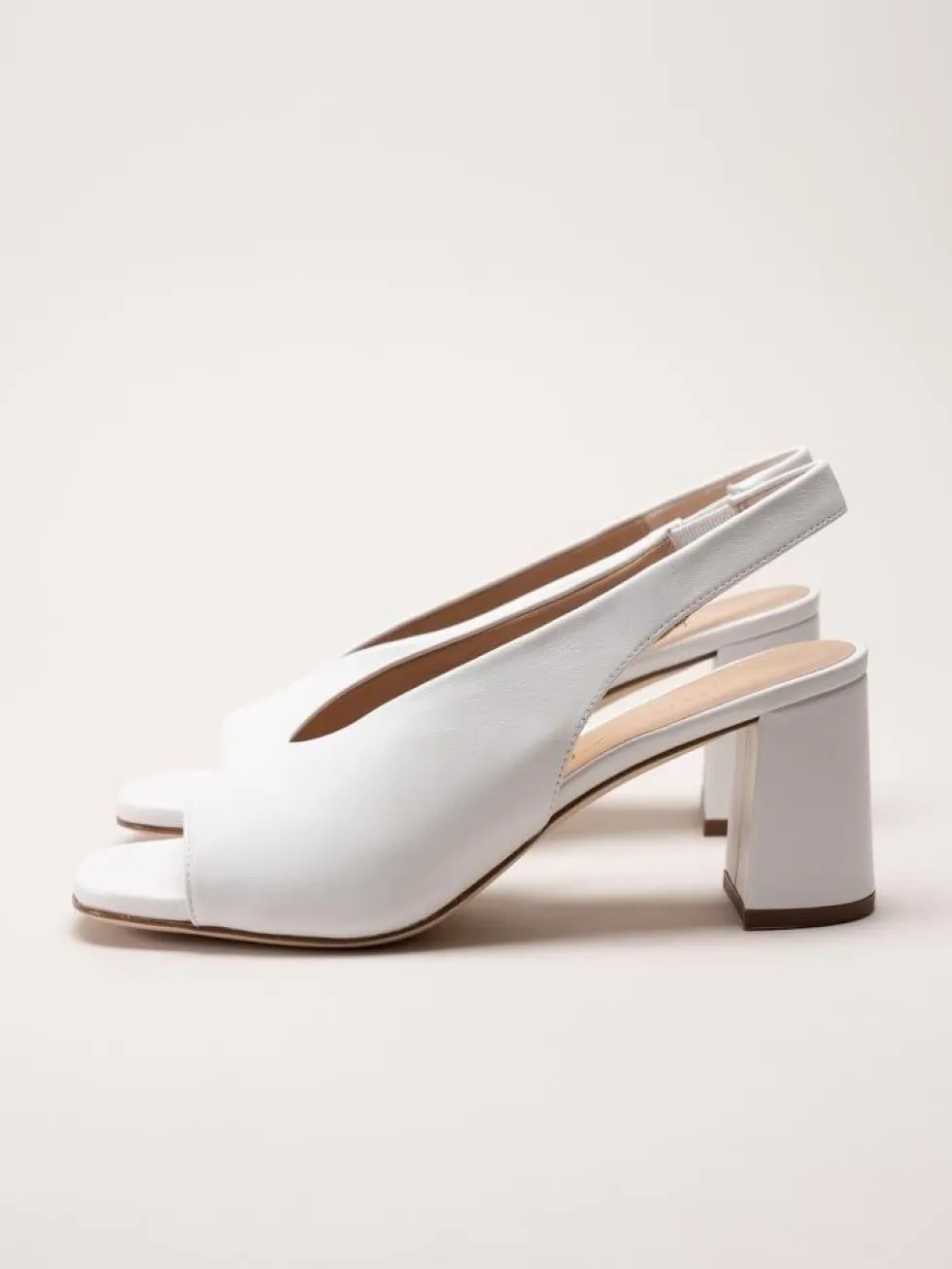 Unisa - Minero - Vita sandaletter i skinn