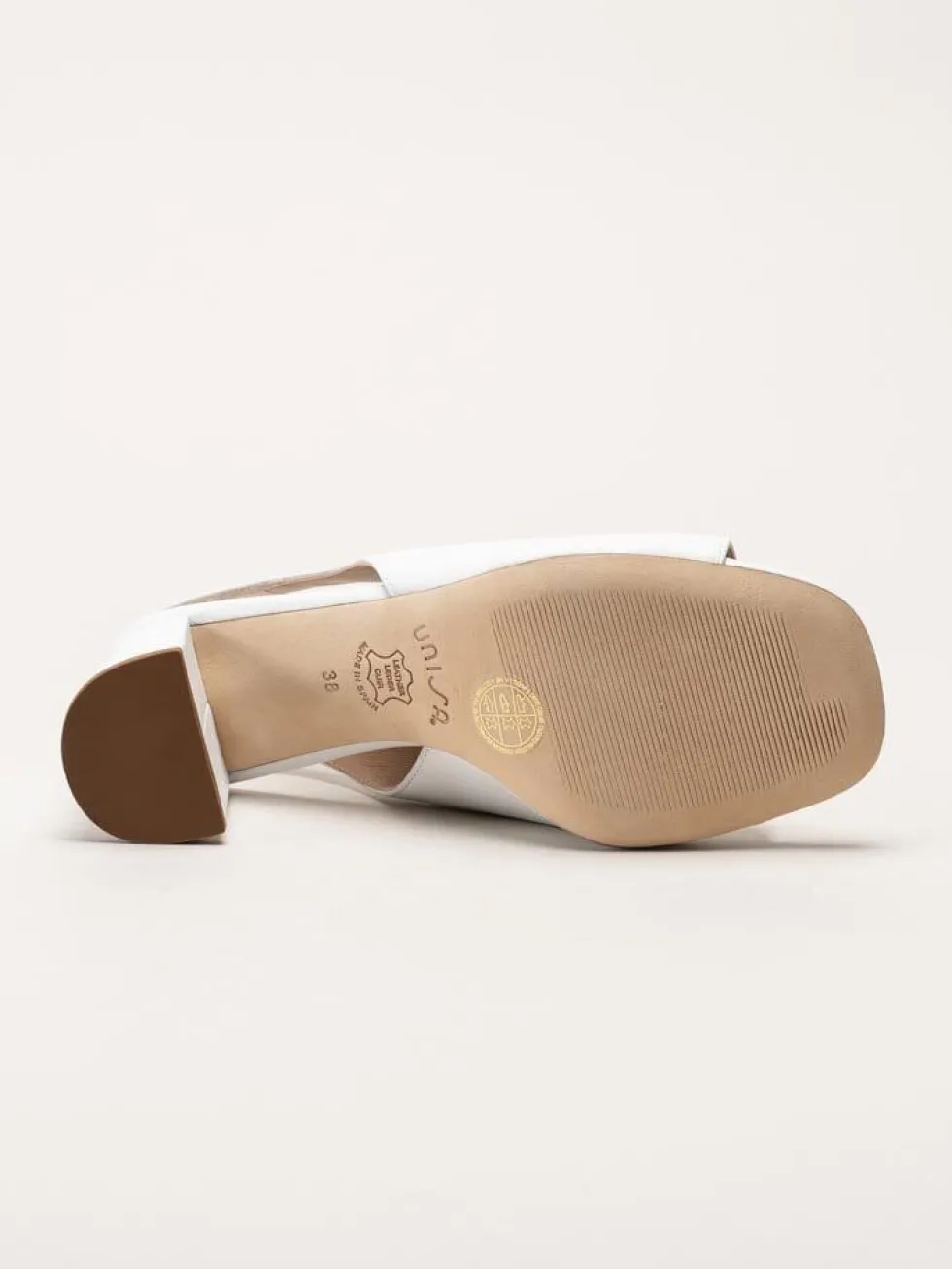 Unisa - Minero - Vita sandaletter i skinn