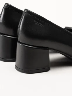 Vagabond - Adison - Svarta klassiska pumps i skinn