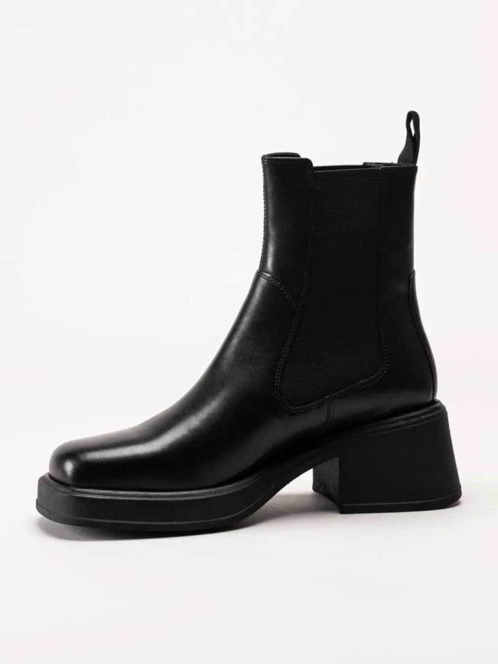 Vagabond - Dorah - Svarta chelsea boots med klack