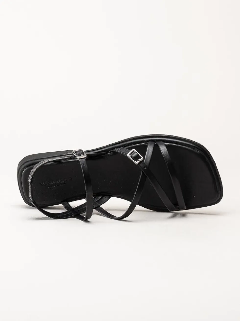 Vagabond - Izzy - Svarta sandaler i skinn